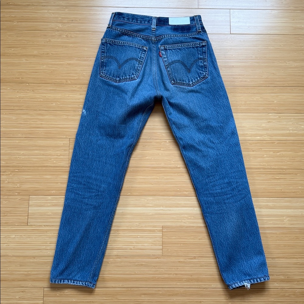 Re/Done x Levi’s high rise cropped jeans in medium blue size 24